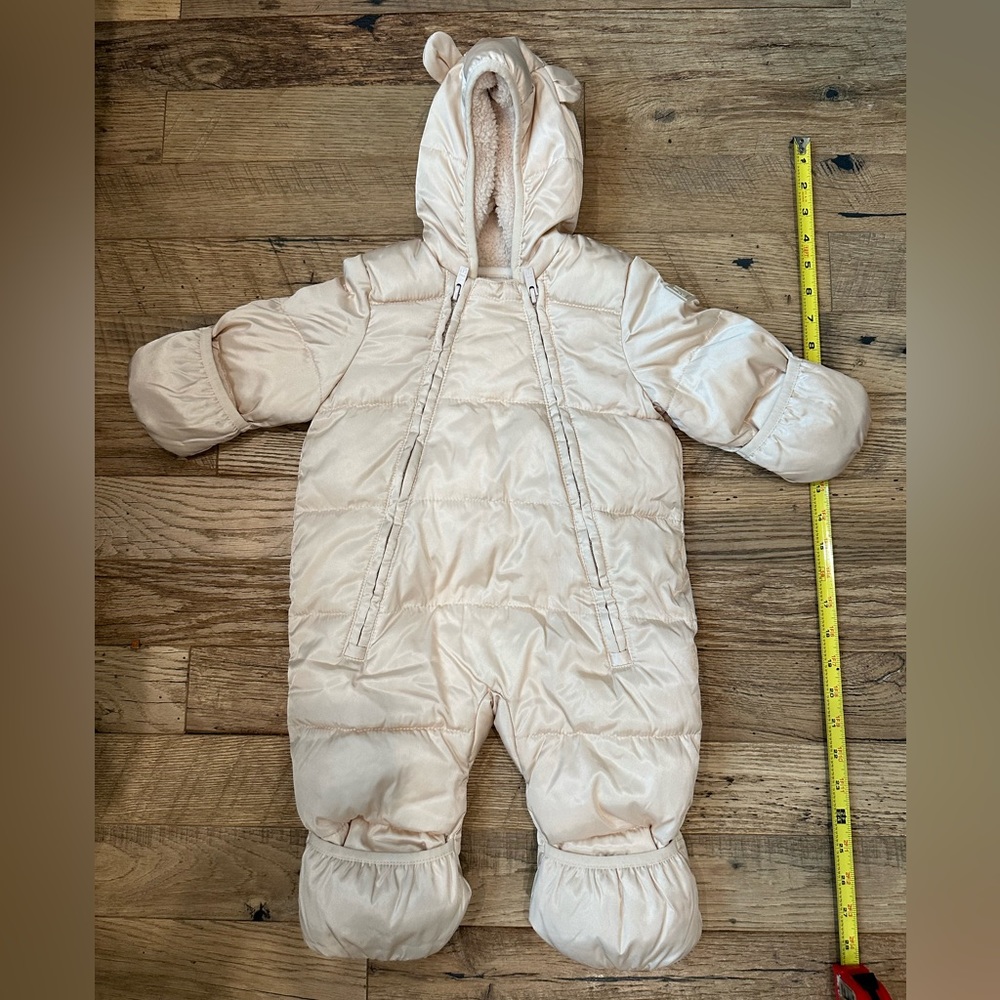 GAP KIDS BABY  0-6 months snowsuit snow one piece